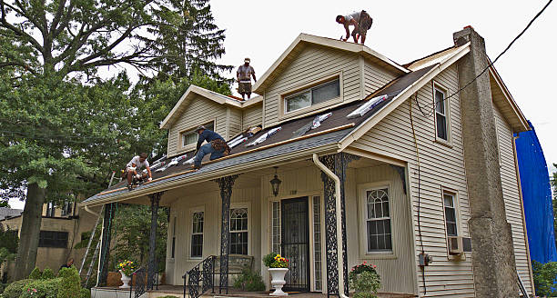 Quick and Trustworthy Emergency Roof Repair Services in Green Oaks, IL